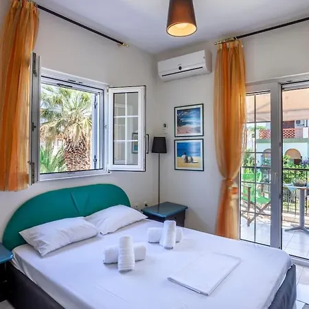 Jardin Semesterbostad Nikiti (Sithonia)
